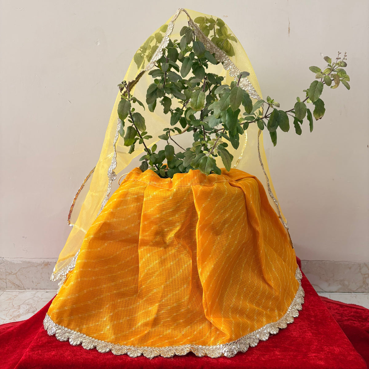 Lehriya Tulsi Poshak