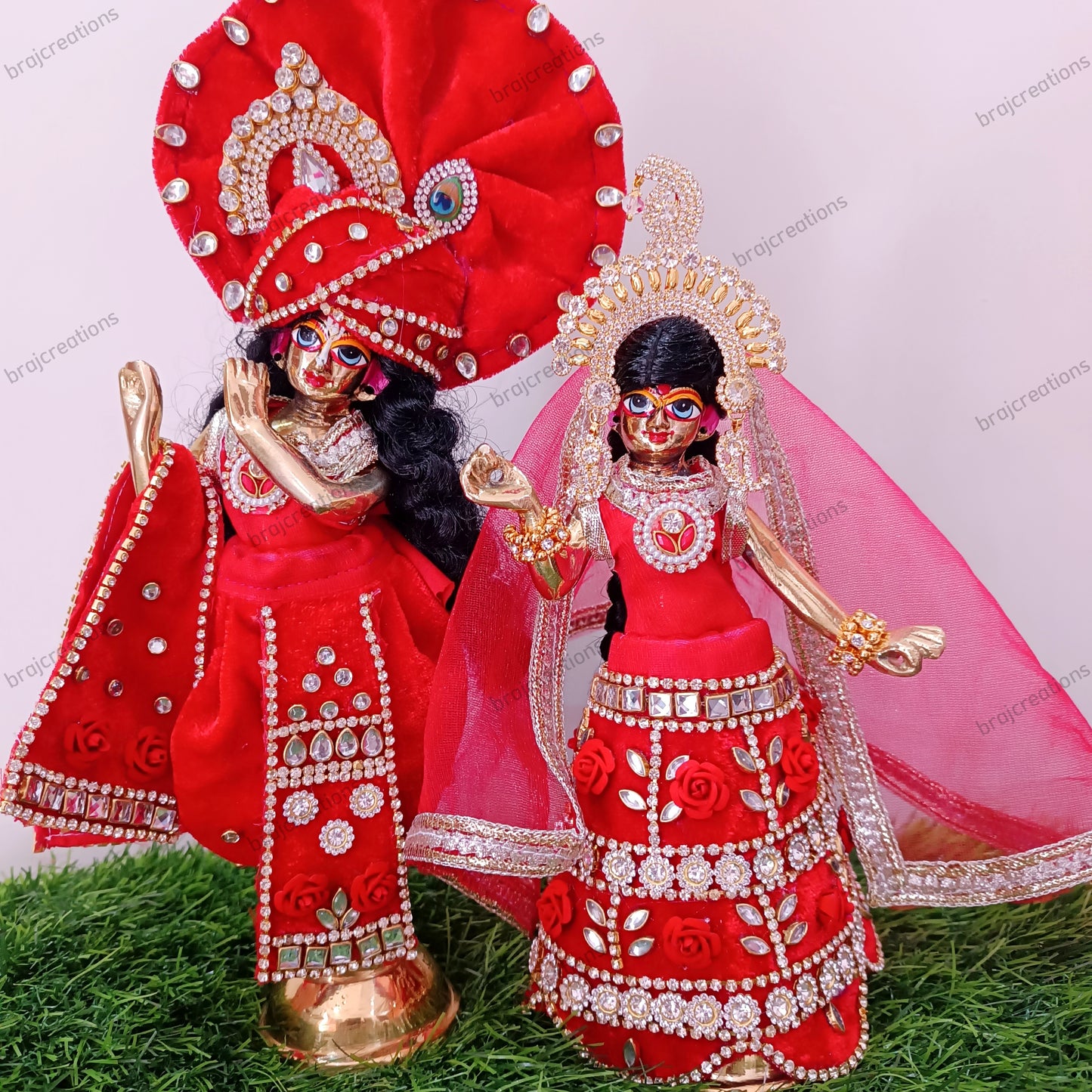 Lal Kundan Poshak