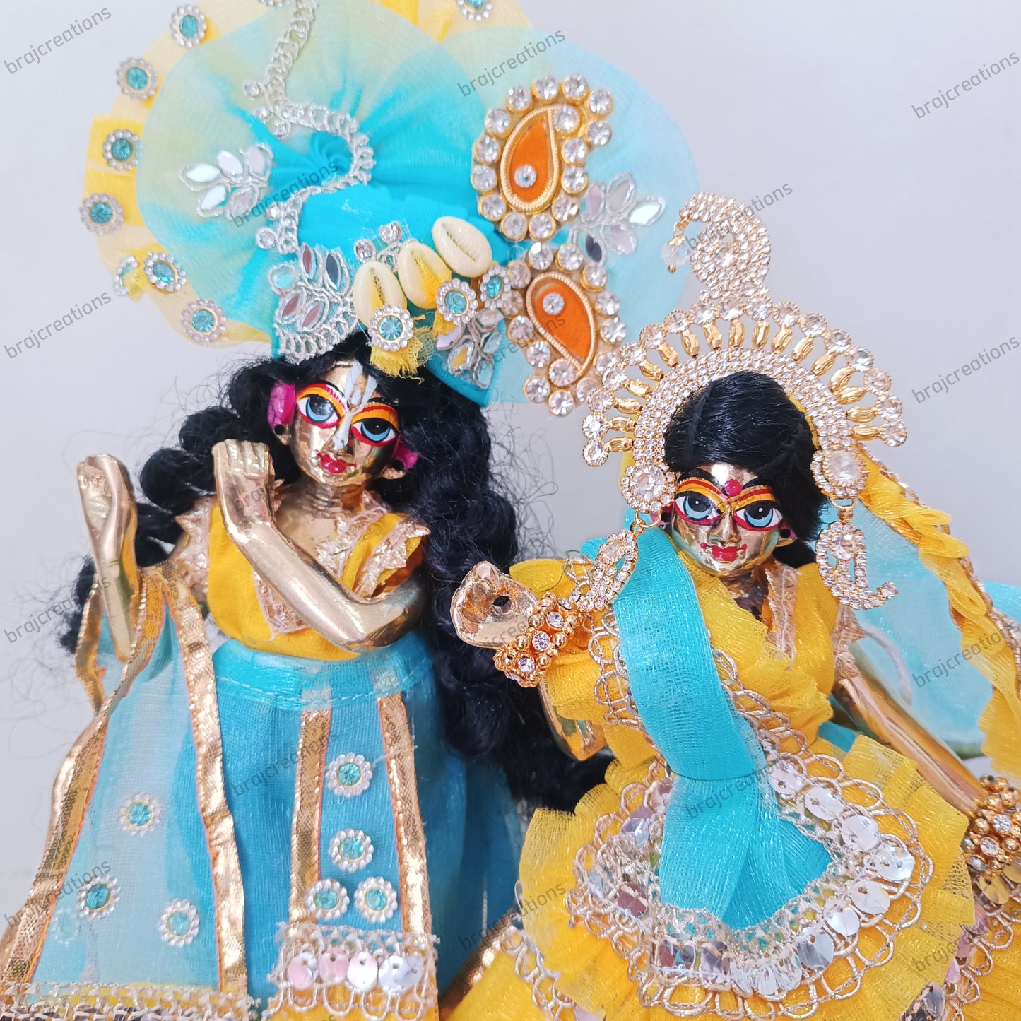 Yamuna Teer Poshak