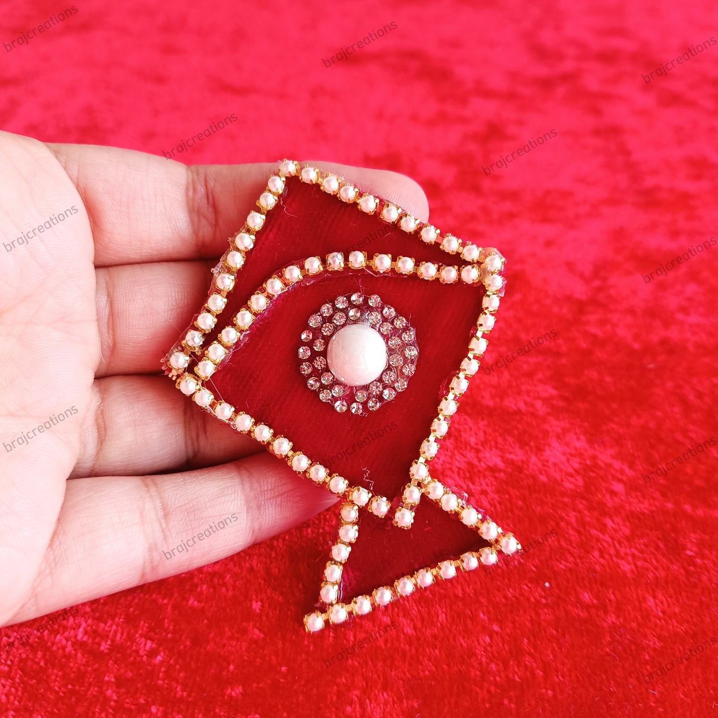 Pearl Kite for Laddugopal