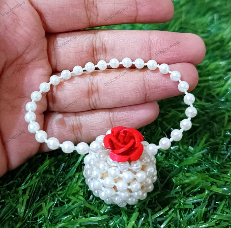 Hand Accessories