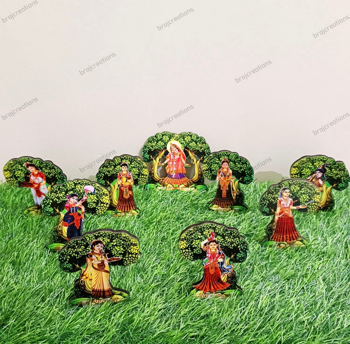 Ashtsakhi with Tree
