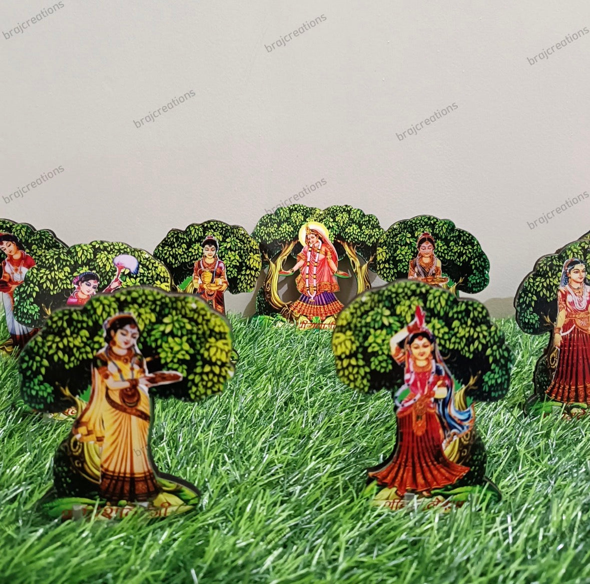 Ashtsakhi with Tree