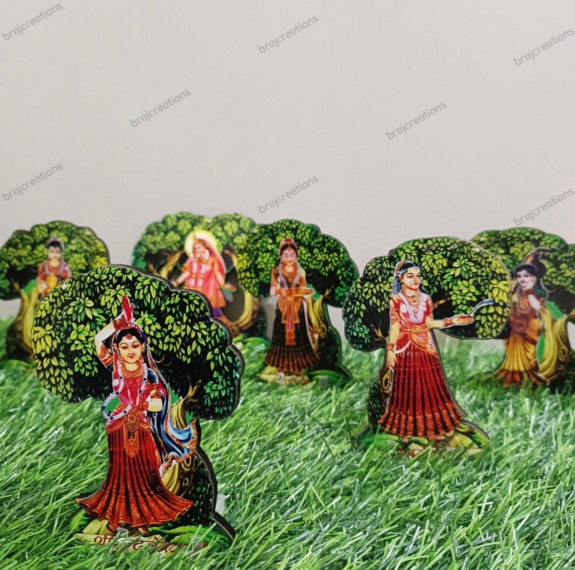Ashtsakhi with Tree