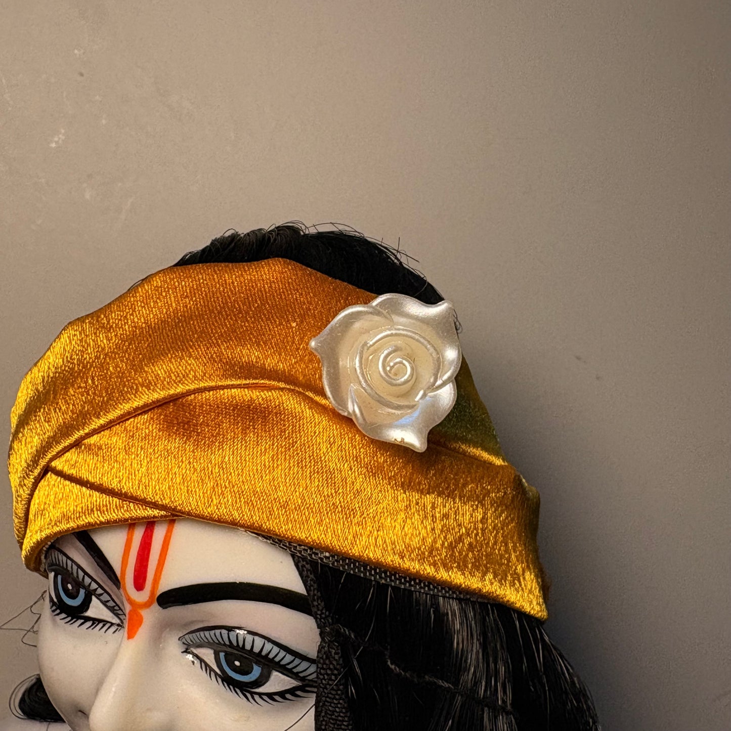 White Rose Kalangi