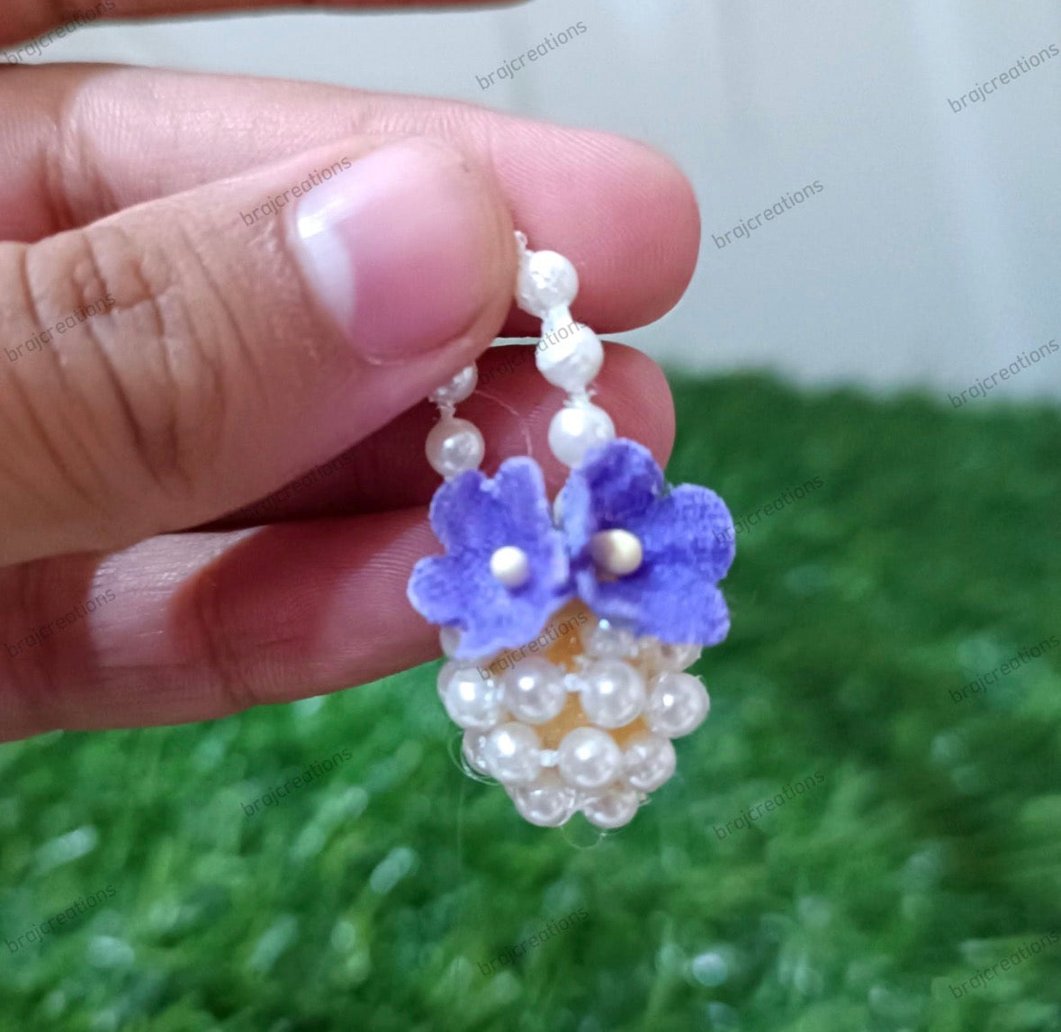 Mini Pearl Purses
