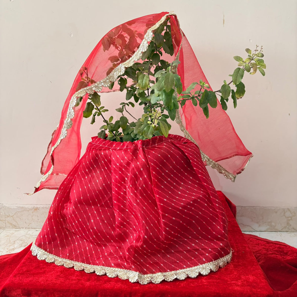 Lehriya Tulsi Poshak