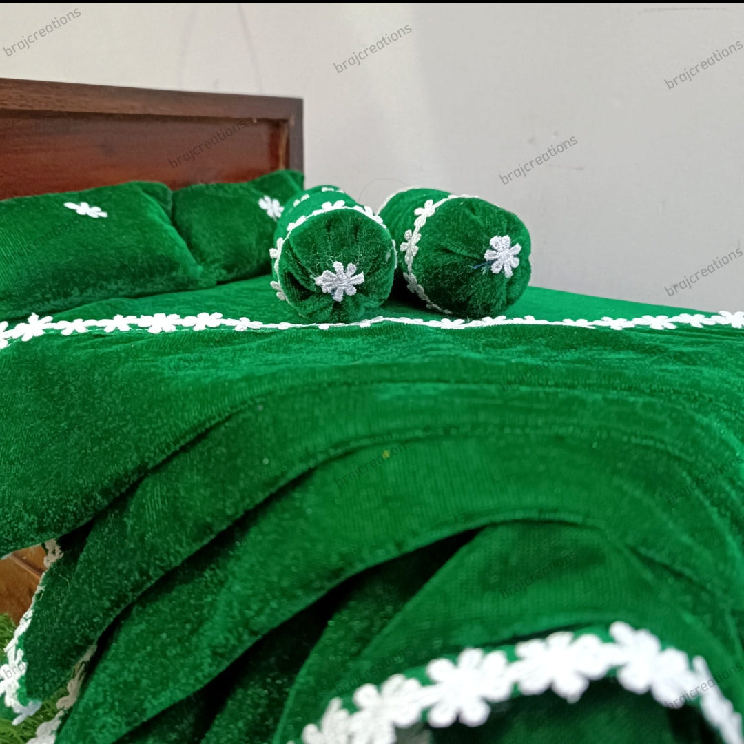 Velvet Bistar Set For Winters