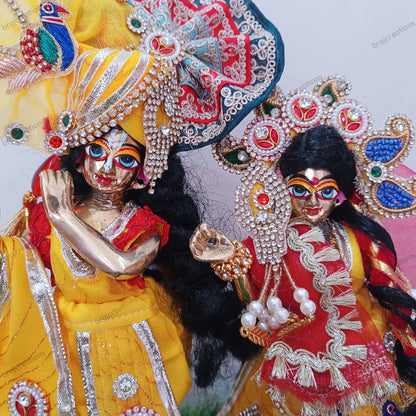 Kanak Mayur Poshak