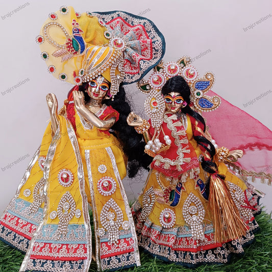Kanak Mayur Poshak